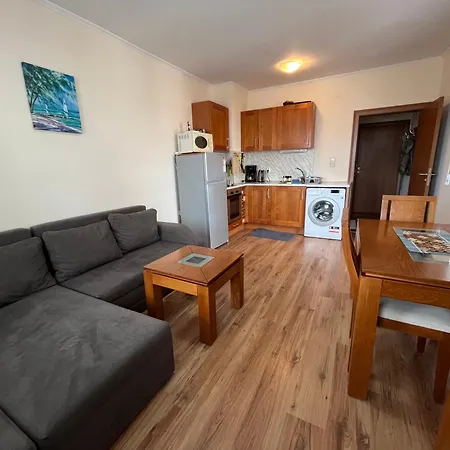 Zone At Gondola, Warm And Cosy, Wifi, Ac, Netflix, Perfect One Bedroom Appartment, Beautiful View *